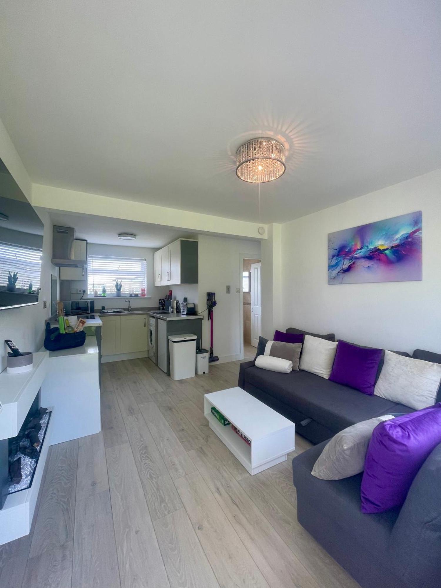 Look No Further Gorgeous Newly Renovated Contemporary Chalet Sandown Bay Holiday Centre Dış mekan fotoğraf